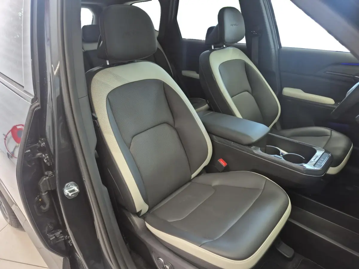 GT-Line Business Edition 81.4 kWh | Airco | Navi | Camera | Panoramadak | Leder | Stoelverwarming | Stoel met geheugen | DEMO |