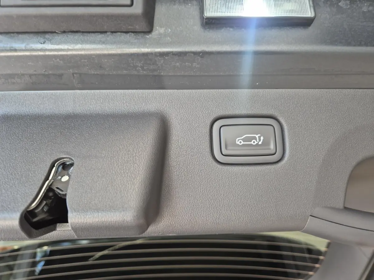 GT-Line Business Edition 81.4 kWh | Airco | Navi | Camera | Panoramadak | Leder | Stoelverwarming | Stoel met geheugen | DEMO |