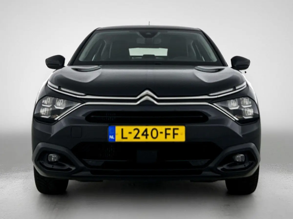 1.2 Feel Edition | Navigatie | Climate Control | Achteruitrijcamera | Apple Carplay/Android Auto | Head-Up Display | Led Koplampen |