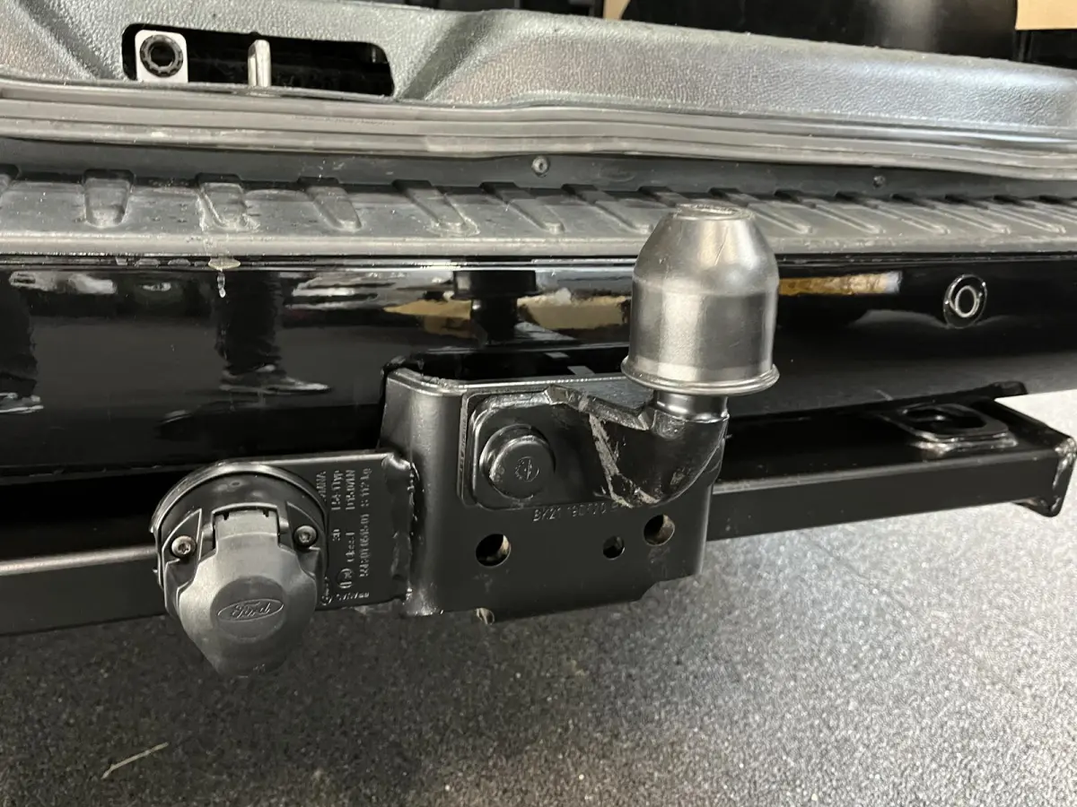 300 2.0 TDCI L2H1 Limited Dubbele cabine Navigatie Airco 2 Schuifdeuren Trekhaak Parkeersensoren Apple Carplay
