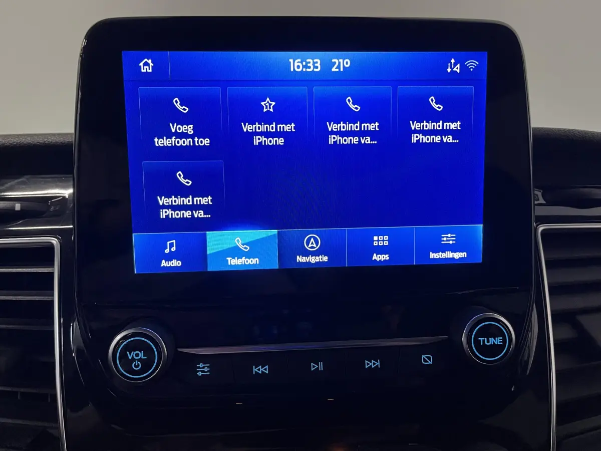 300 2.0 TDCI L2H1 Limited Dubbele cabine Navigatie Airco 2 Schuifdeuren Trekhaak Parkeersensoren Apple Carplay