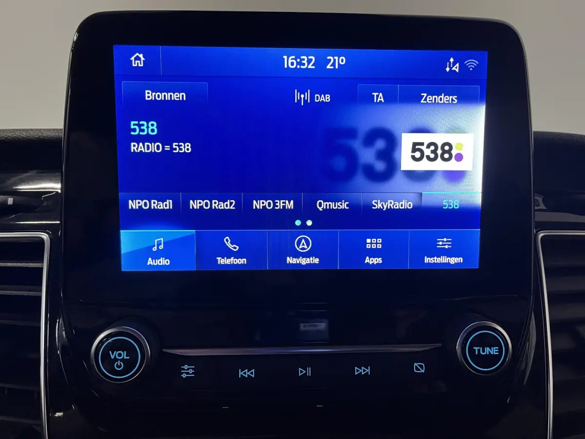 300 2.0 TDCI L2H1 Limited Dubbele cabine Navigatie Airco 2 Schuifdeuren Trekhaak Parkeersensoren Apple Carplay
