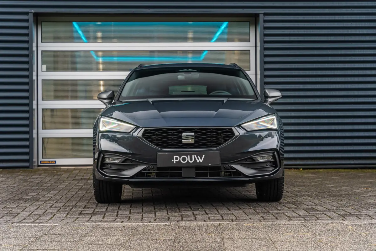 1.5 TSI 204pk DSG e-Hybrid FR Business | LMV 18'' | Trekhaak Uitklapbaar