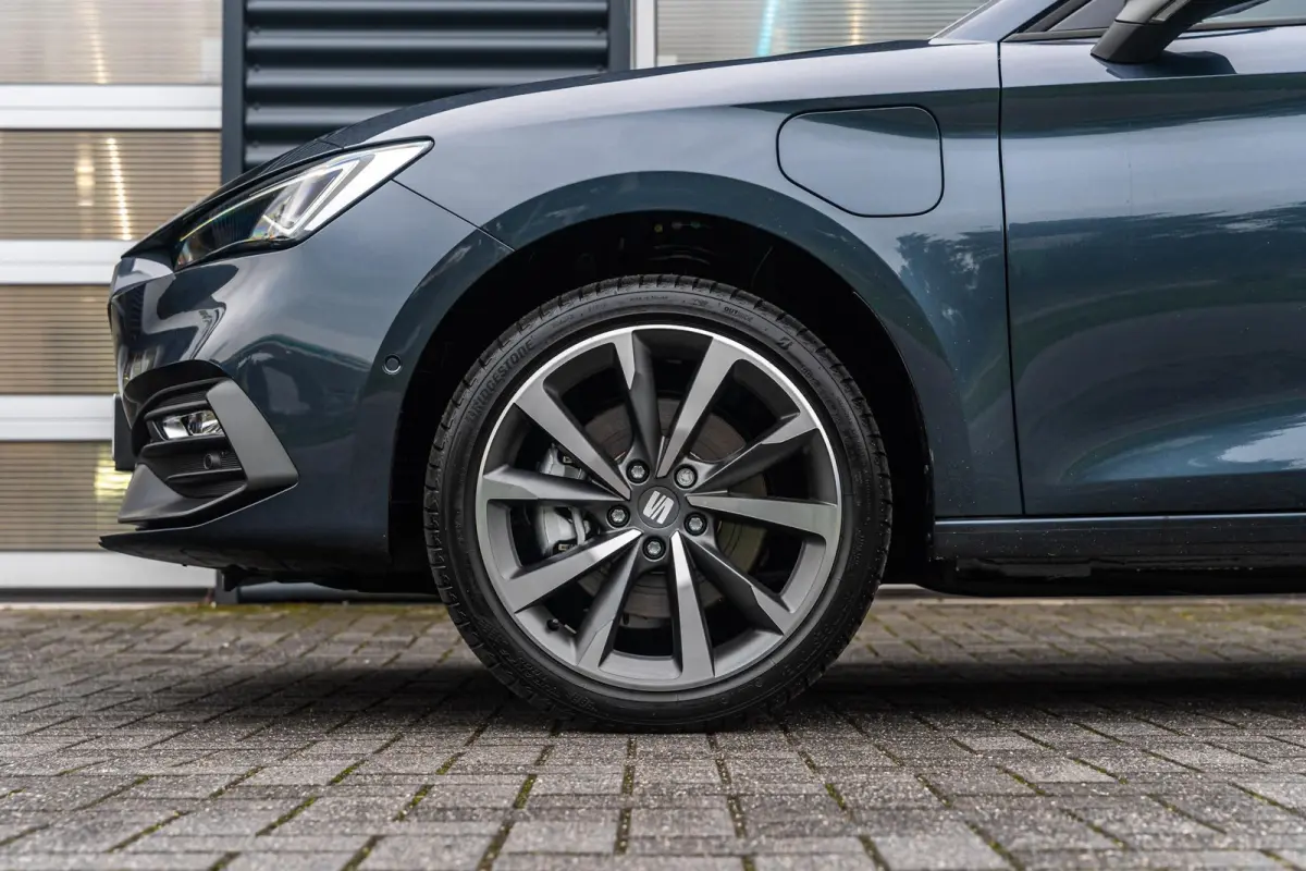 1.5 TSI 204pk DSG e-Hybrid FR Business | LMV 18'' | Trekhaak Uitklapbaar