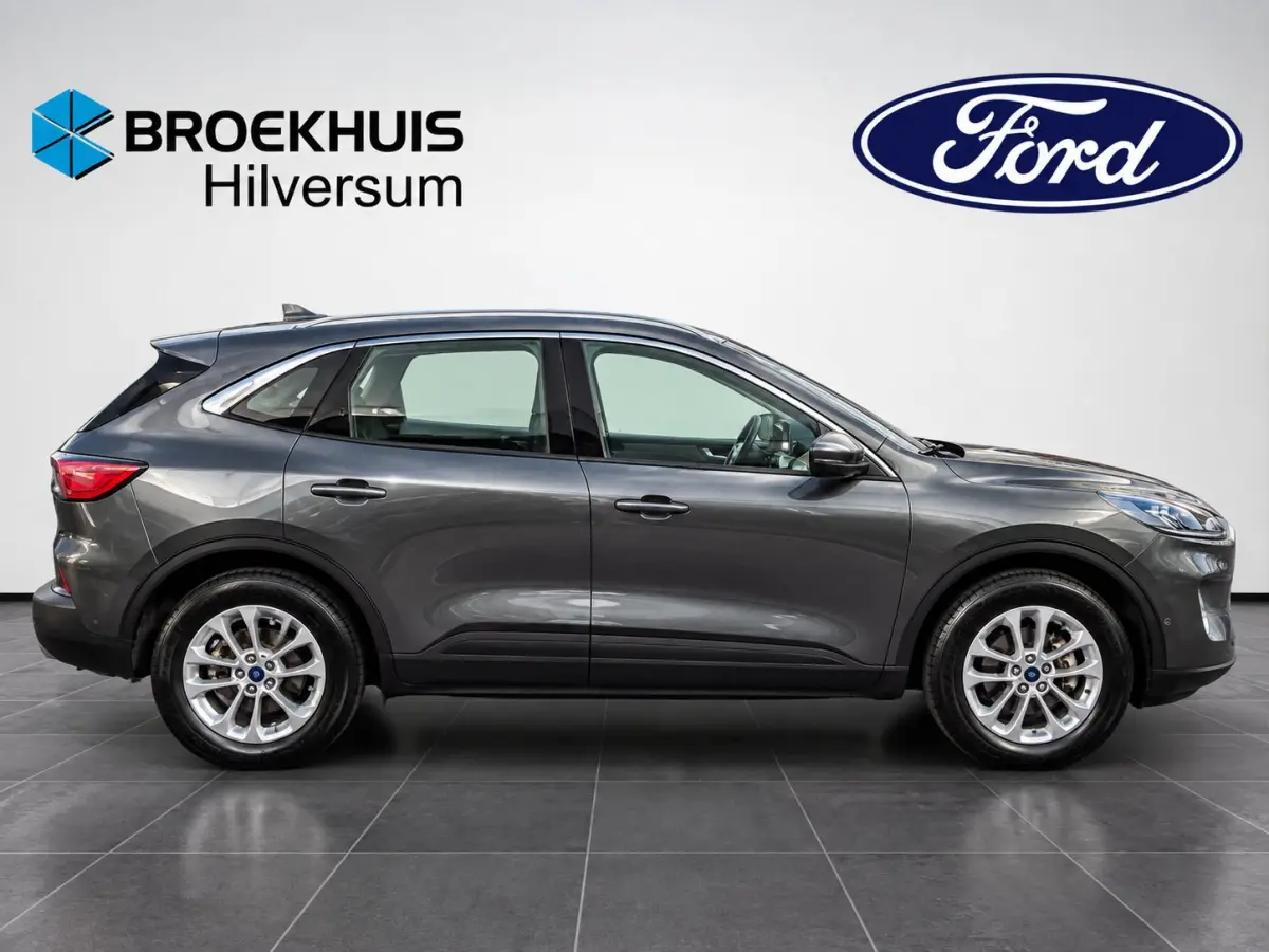 2.5 PHEV Titanium 225pk | Elekt. Trekhaak | Apple Carplay | Camera