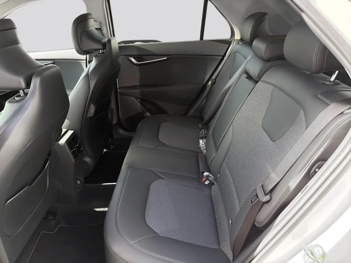 1.6 GDi Hybrid DynamicLine | Stoelverwarming | Camera | Adaptieve Cruise | Sfeerverlichting