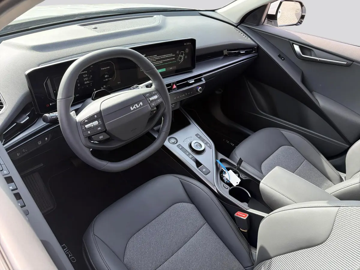1.6 GDi Hybrid DynamicLine | Stoelverwarming | Camera | Adaptieve Cruise | Sfeerverlichting