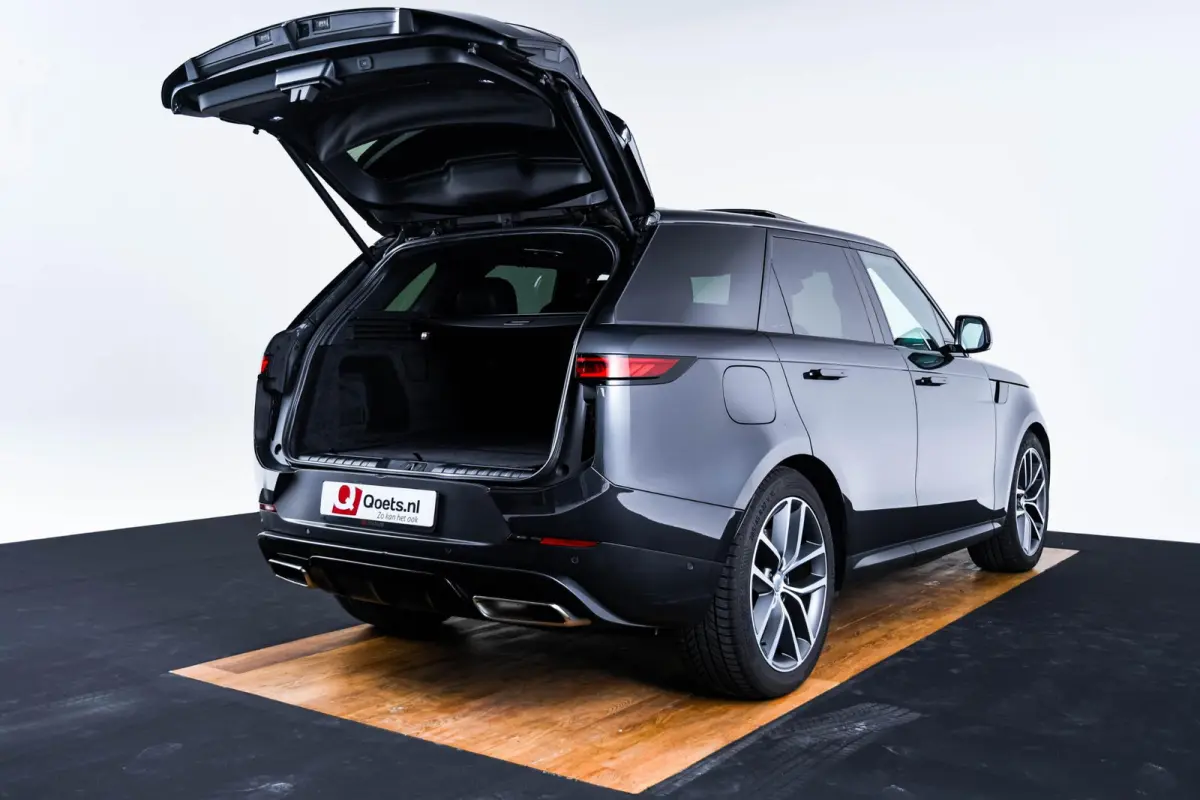 3.0 P460e Dynamic SE PHEV Panoramadak - Mistlampen Voor - Cold Climate Pack - Meridian Signature audiosysteem - Verwarmbare stuurwielrand - Getinte Ruiten - Verwarmbare Voorruit -