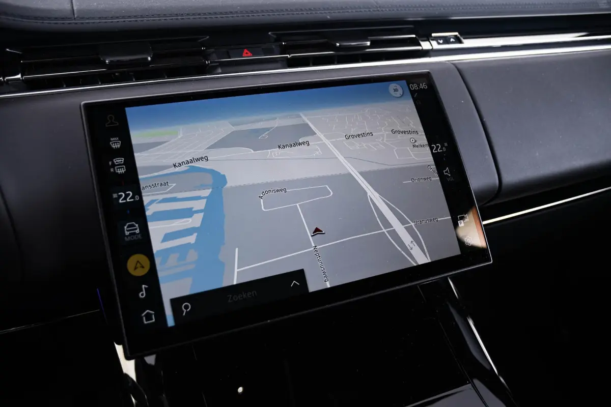 3.0 P460e Dynamic SE PHEV Panoramadak - Mistlampen Voor - Cold Climate Pack - Meridian Signature audiosysteem - Verwarmbare stuurwielrand - Getinte Ruiten - Verwarmbare Voorruit -
