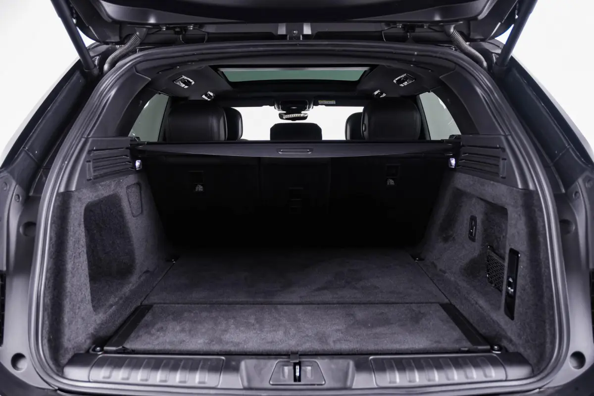 3.0 P460e Dynamic SE PHEV Panoramadak - Mistlampen Voor - Cold Climate Pack - Meridian Signature audiosysteem - Verwarmbare stuurwielrand - Getinte Ruiten - Verwarmbare Voorruit -