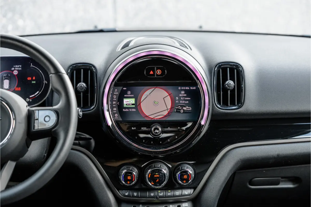 1.5 Cooper ALL4 Leder / Camera / 18 inch / Carplay