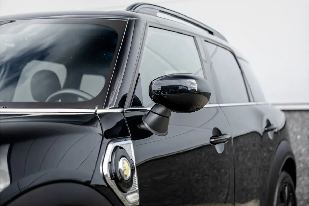 1.5 Cooper ALL4 Leder / Camera / 18 inch / Carplay