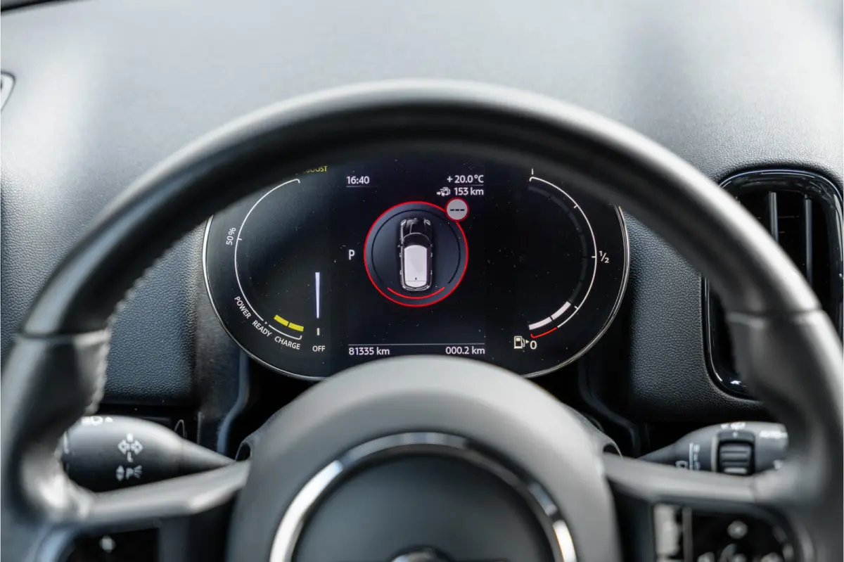 1.5 Cooper ALL4 Leder / Camera / 18 inch / Carplay