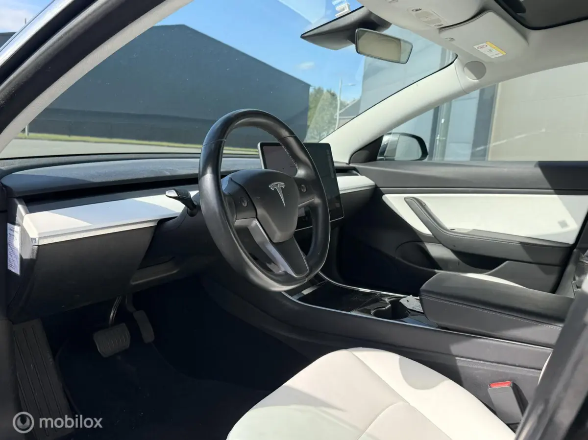 Long Range AWD 75kWh | SOH 81% MOBA | Wit Interieur | Dual Motor