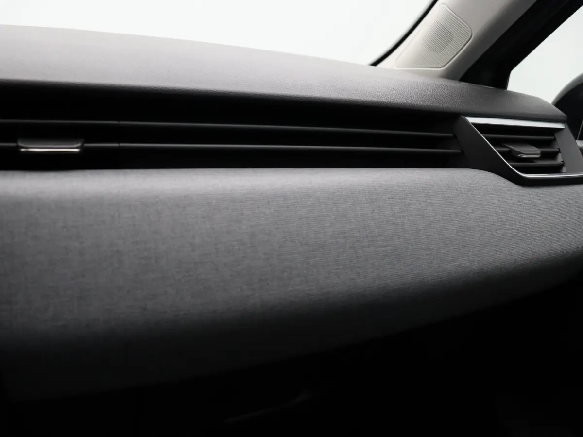 TCe 90pk GPF evolution | Airco | Parkeersensoren achter | Cruise control | Apple carplay | Vierseizoenbanden |