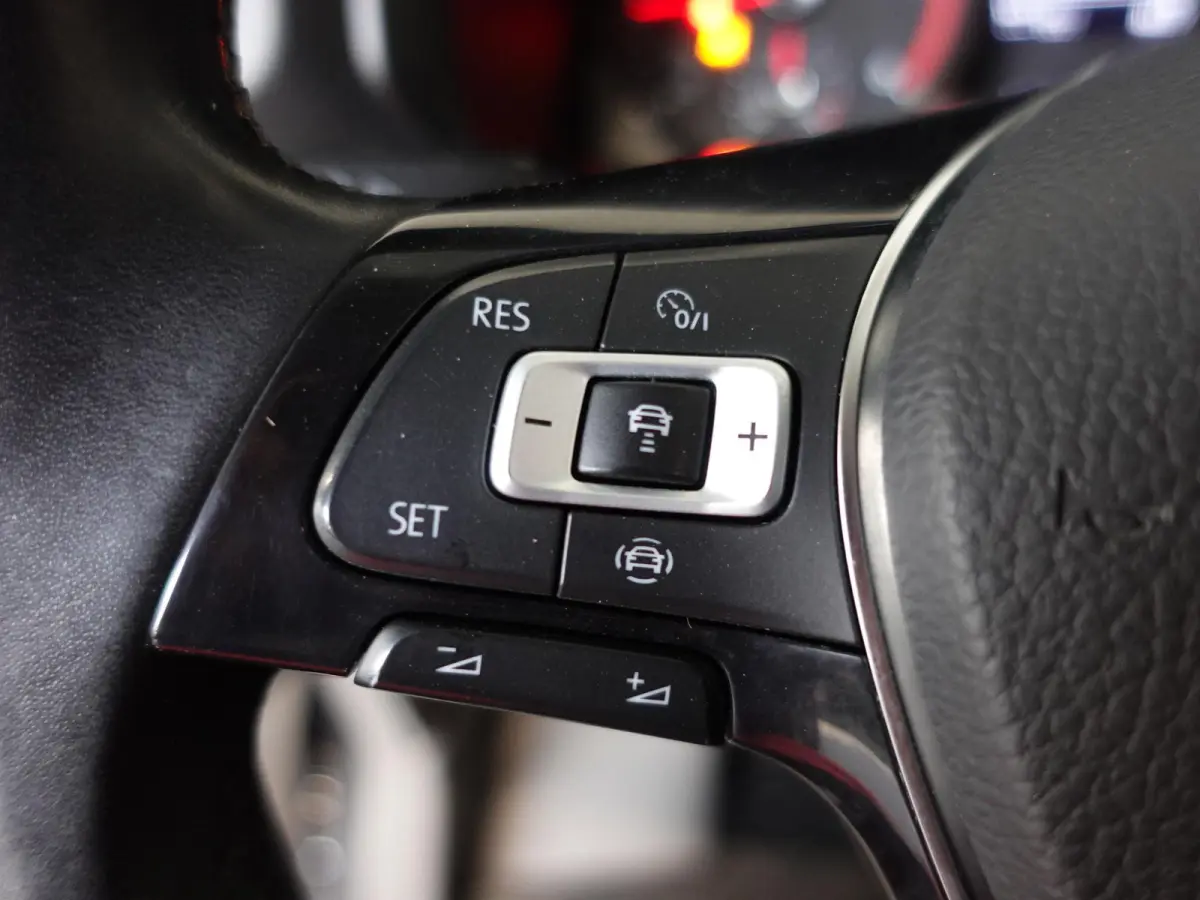 2.0 TDI 177pk Automaat L3H3 / L2H2 Highline Airco Apple Carplay Adaptive Cruise Control Camera Trekhaak