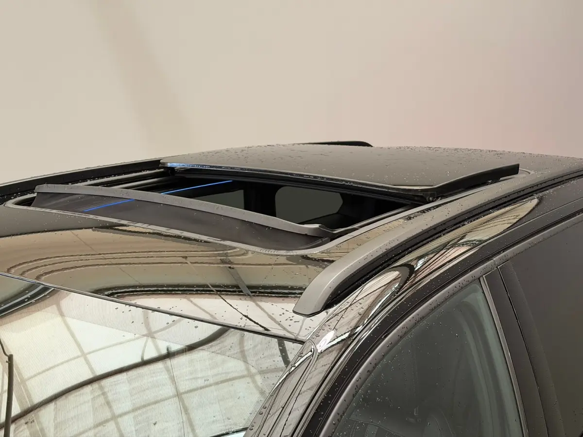 1.2 Hybrid GT Panorama Dak | Elek. Stoelen met Massage | Elek. Achterklep | Alcantara | Adaptieve Cruise | keyless | LED | Carplay | Airco (automatisch) | Apple Carplay/Android Auto|telefoon
