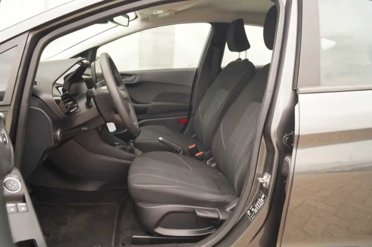 1.0 EcoBoost Connected -NAVI-CRUISE-PDC-AIRCO-