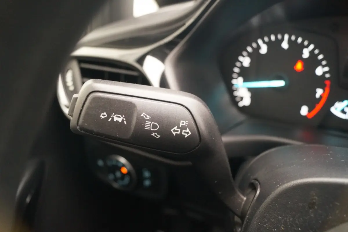 1.0 EcoBoost Connected -NAVI-CRUISE-PDC-AIRCO-