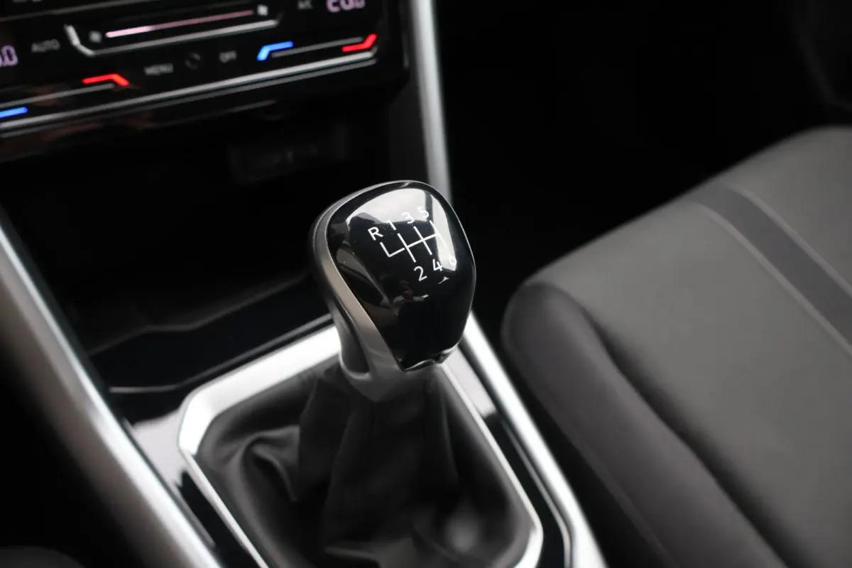 1.0 TSI 110pk Life | Navigatie | PDC | Climate Control | Carplay