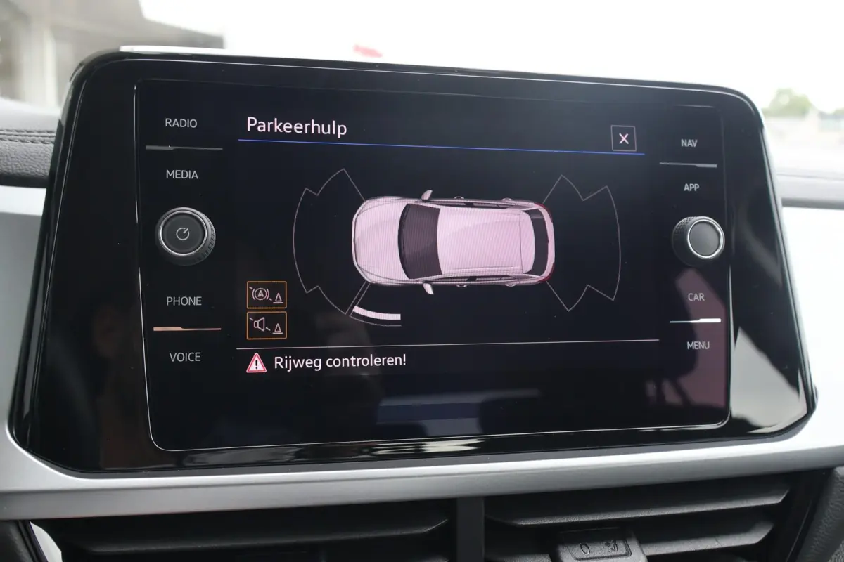 1.0 TSI 110pk Life | Navigatie | PDC | Climate Control | Carplay