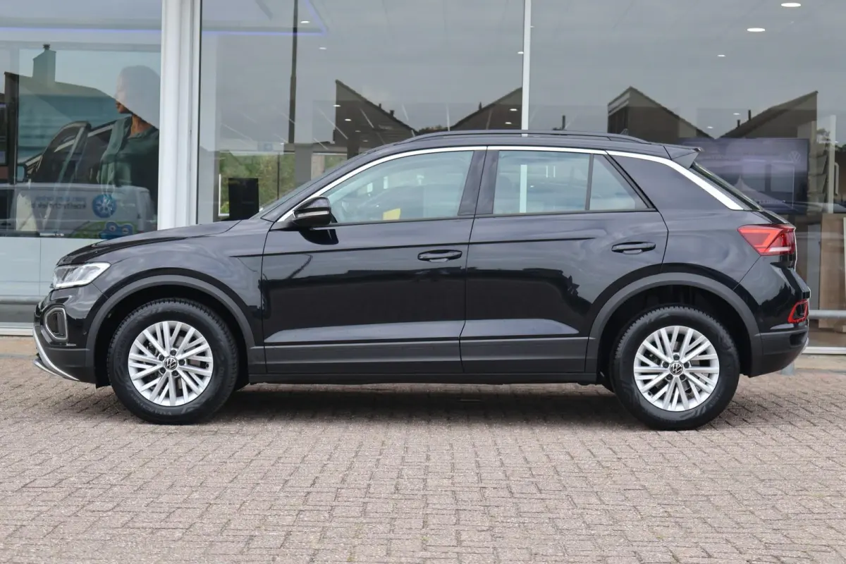 1.0 TSI 110pk Life | Navigatie | PDC | Climate Control | Carplay
