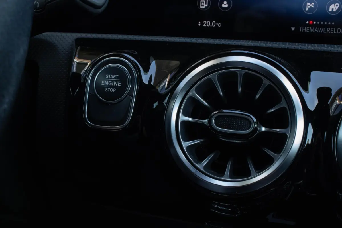 250 e Business|Stoelverwarming|Camera|