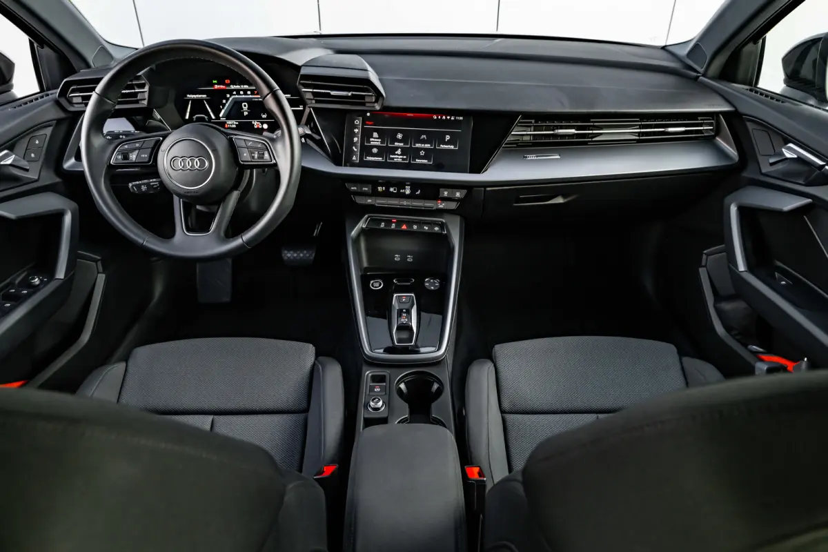 30 TFSI Advanced edition 116PK | Camera achter | Adaptieve Cruise Control | Zwart Optiekpakket Plus | Parkeerhulp Plus