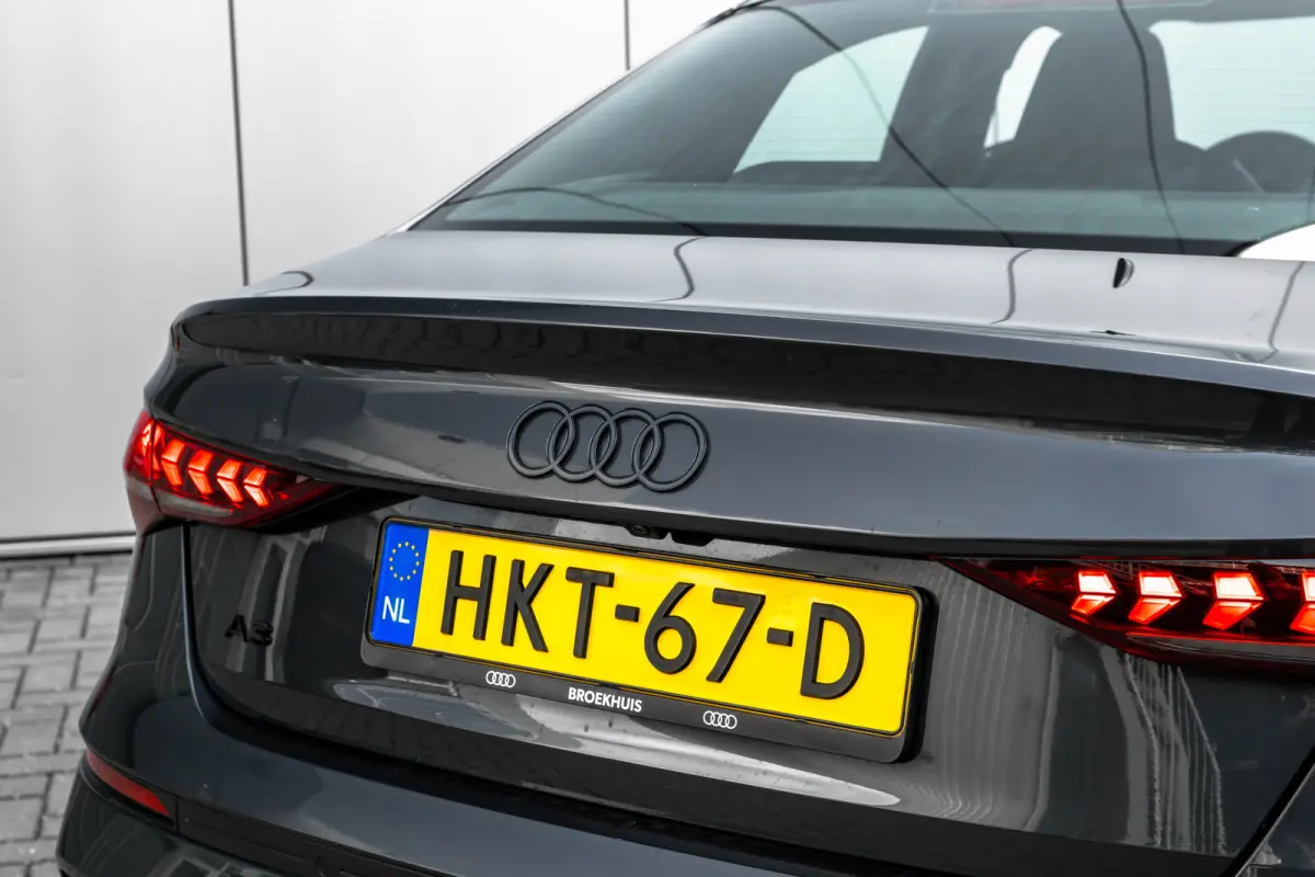 30 TFSI Advanced edition 116PK | Camera achter | Adaptieve Cruise Control | Zwart Optiekpakket Plus | Parkeerhulp Plus