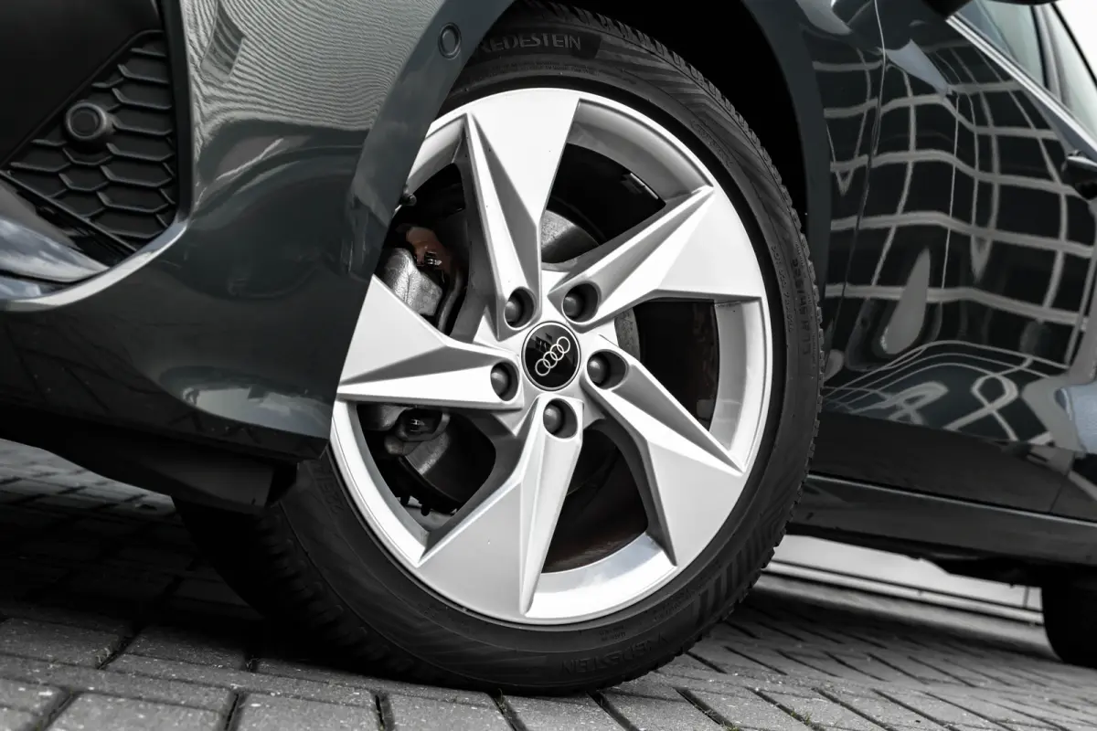 30 TFSI Advanced edition 116PK | Camera achter | Adaptieve Cruise Control | Zwart Optiekpakket Plus | Parkeerhulp Plus