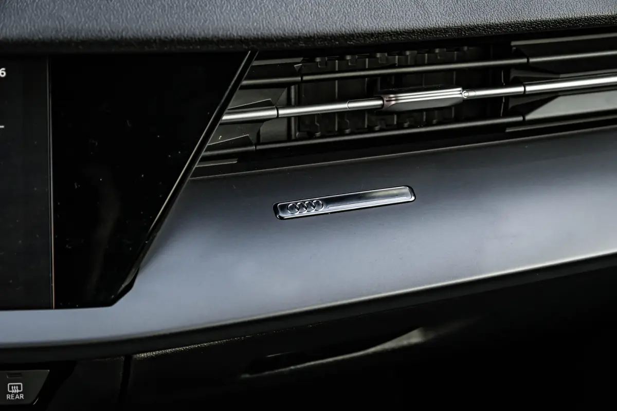 30 TFSI Advanced edition 116PK | Camera achter | Adaptieve Cruise Control | Zwart Optiekpakket Plus | Parkeerhulp Plus
