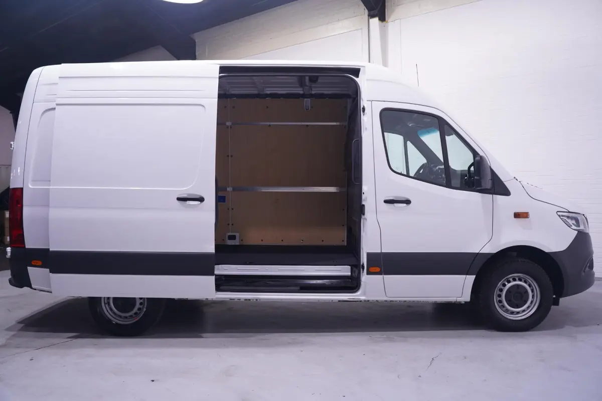317 CDI 170 pk L2H2 Pro Nwe Model LED Koplampen Navi, Camera, Laadruimte Pakket, Dodehoek Assist, PDC V+A, 3-Zits