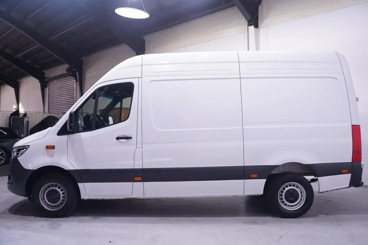 317 CDI 170 pk L2H2 Pro Nwe Model LED Koplampen Navi, Camera, Laadruimte Pakket, Dodehoek Assist, PDC V+A, 3-Zits