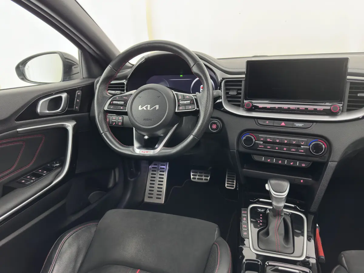1.6 T-GDi GT (INCL.BTW) *PANO | LEATHER-MICROFIBRE | FULL-LED | MEMORY-PACK | JBL-SOUND | ADAPTIVE-CRUISE | BLIND-SPOT | HEATED-SPORTSEATS | CAMERA | KEYLESS | DIGI-COCKPIT | NAVI-FULLMAP | 