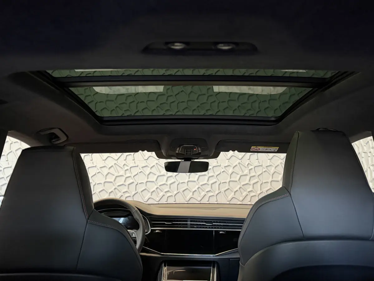 60 TFSI E COMPETITION LUCHTVERING SOFT.CLOSE 23''LMV B&O ACHTERAS.BST VALCONA LEER TREKHAAK HEADUP CARBON.INT MATRIX/LASER NIEUWE ONGEBRUIKTE AUTO