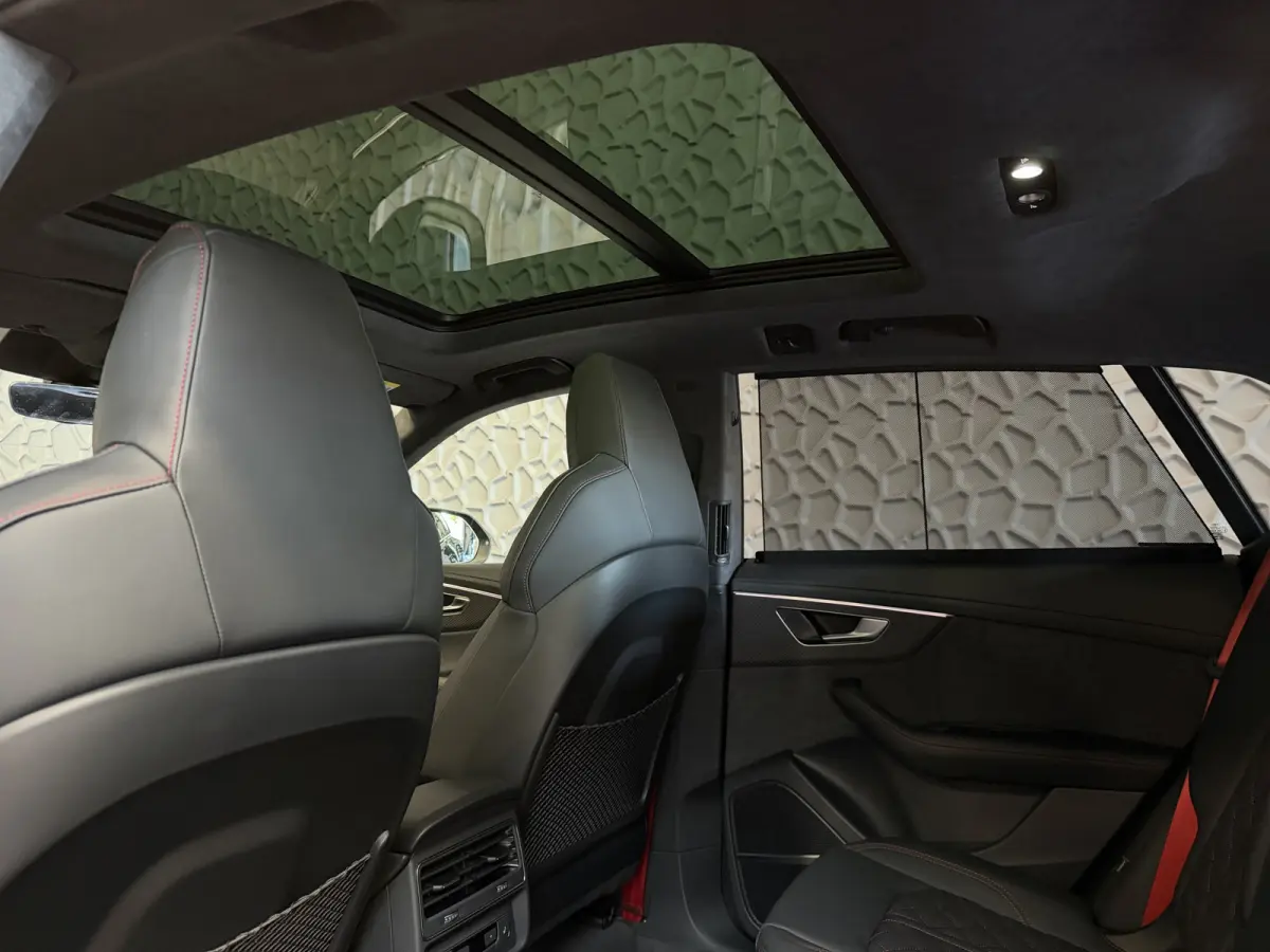 60 TFSI E COMPETITION LUCHTVERING SOFT.CLOSE 23''LMV B&O ACHTERAS.BST VALCONA LEER TREKHAAK HEADUP CARBON.INT MATRIX/LASER NIEUWE ONGEBRUIKTE AUTO