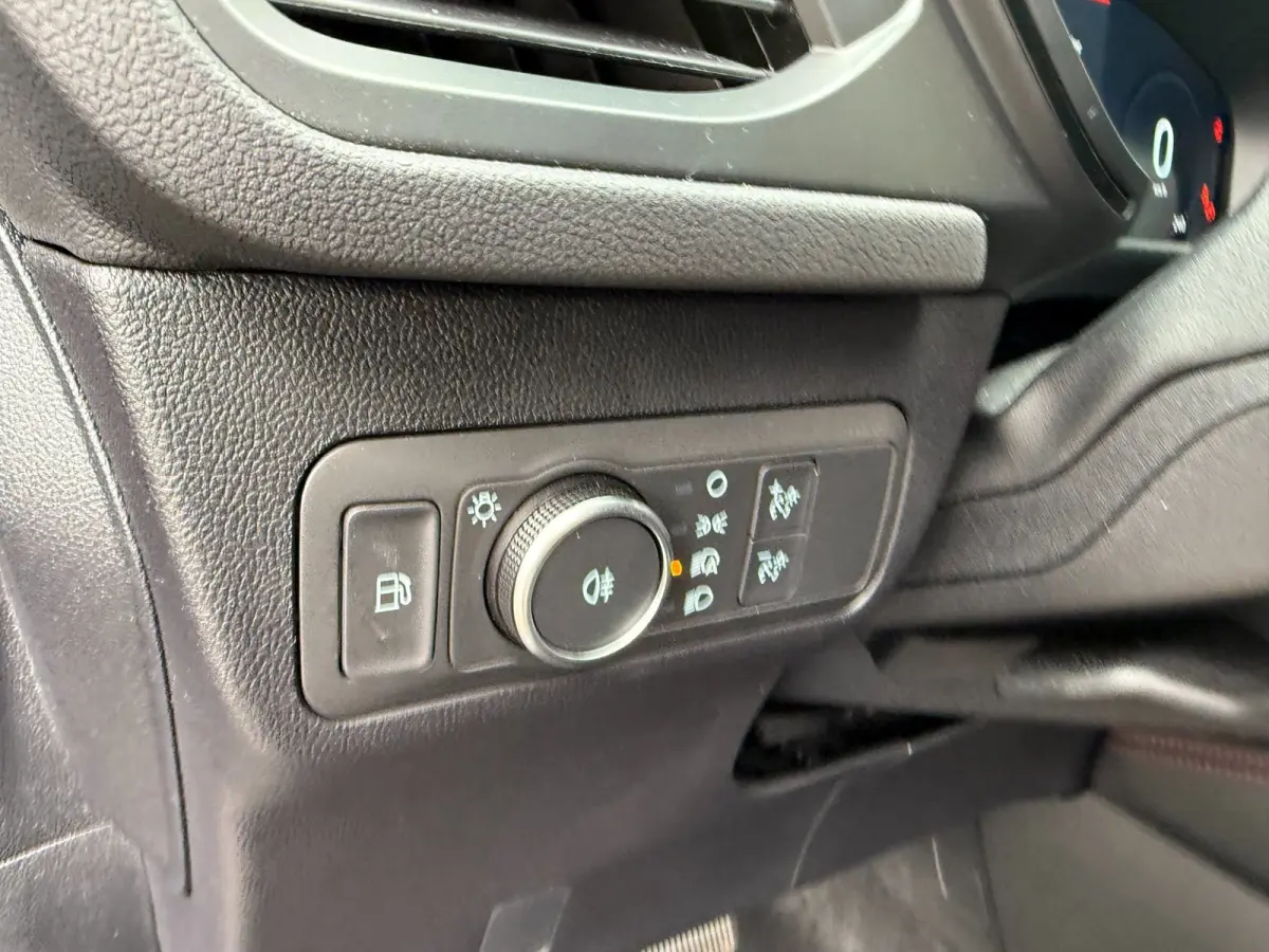 2.5 PHEV ST-Line Winter, Adop LED, HUD, Navi, Camera etc. etc.