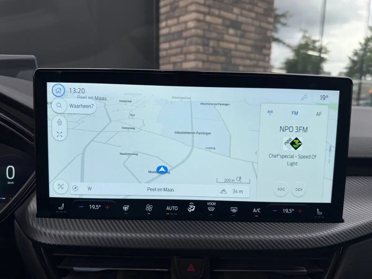 2.5 PHEV ST-Line Winter, Adop LED, HUD, Navi, Camera etc. etc.