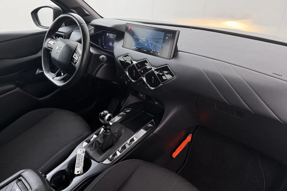 1.2 PureTech Business Trekhaak Carplay Cruise