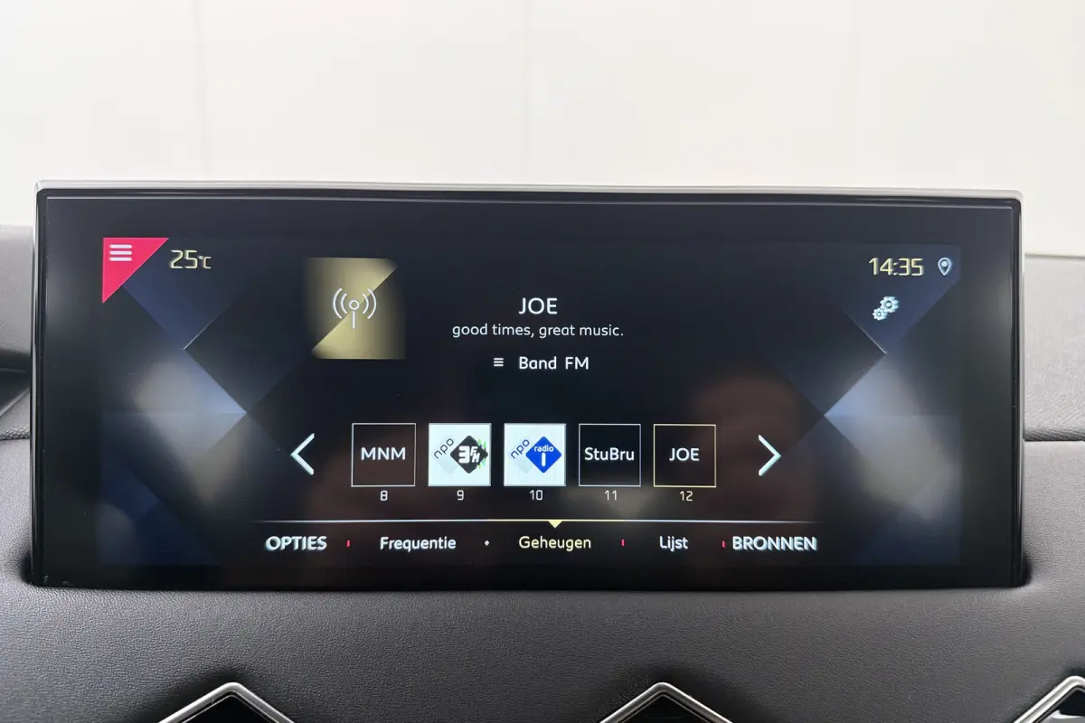 1.2 PureTech Business Trekhaak Carplay Cruise