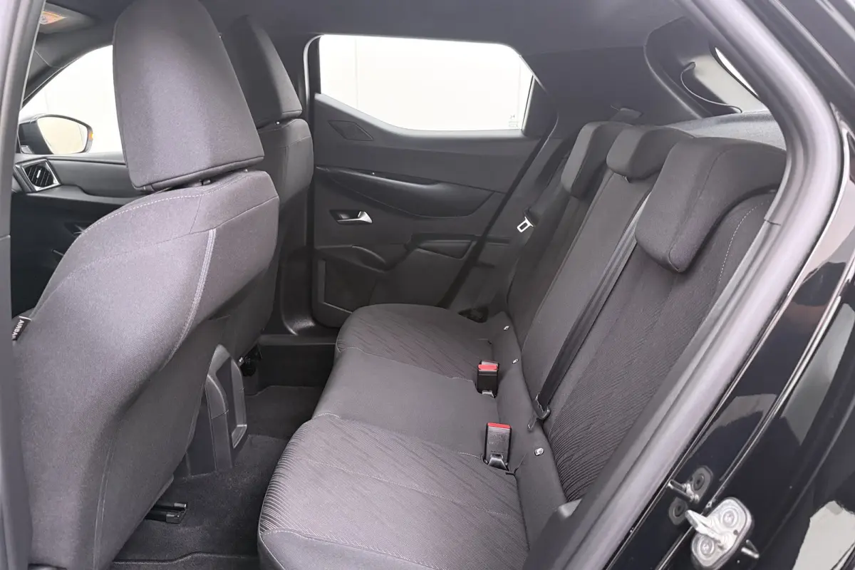 1.2 PureTech Business Trekhaak Carplay Cruise