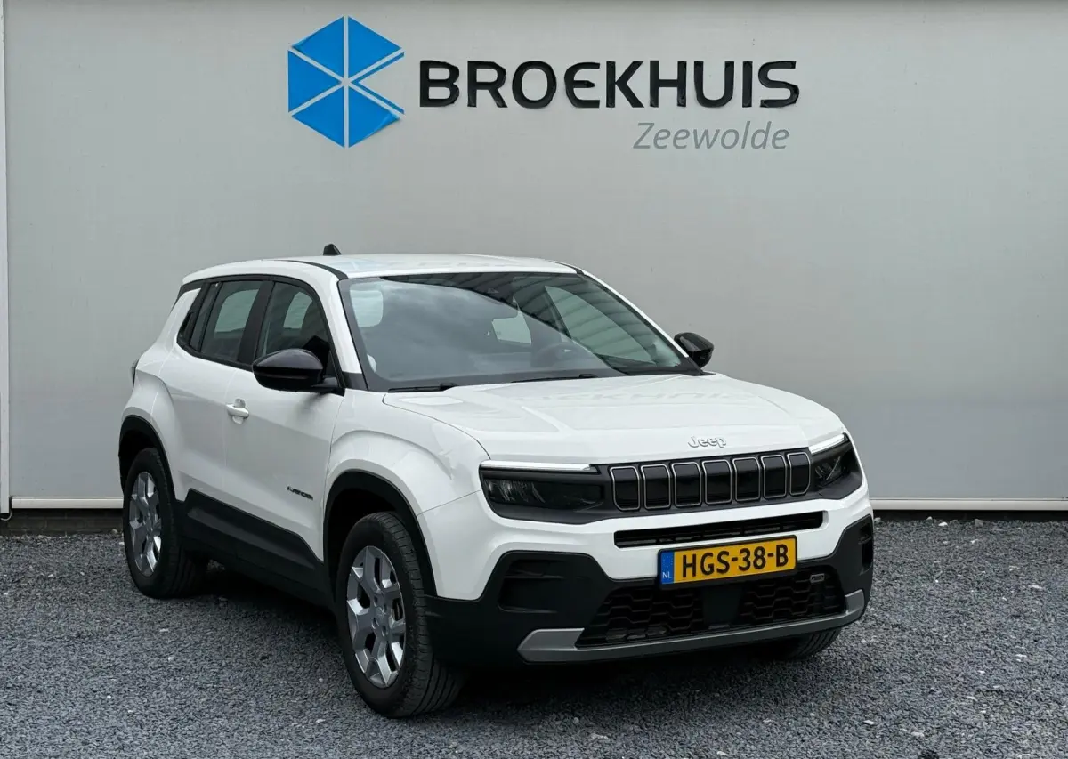 Altitude 54 kWh ACHTERUITRIJCAMERA| AIRCO AUTOMATISCH| ADAPTIEVE CRUISE CONTROL| KEYLESS ENTRY| VERWARMDE VOORRUIT| LEREN STUURWIEL|