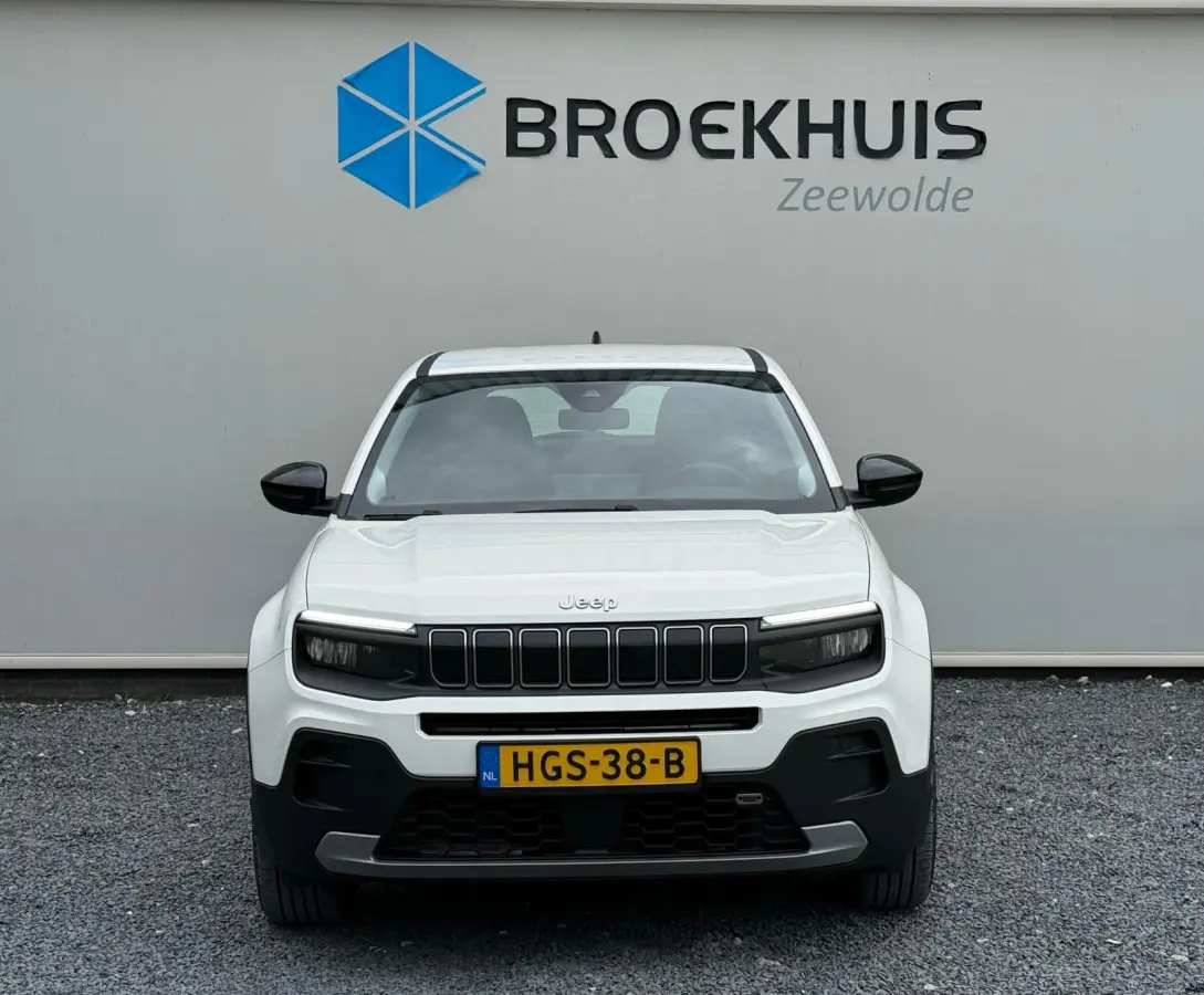 Altitude 54 kWh ACHTERUITRIJCAMERA| AIRCO AUTOMATISCH| ADAPTIEVE CRUISE CONTROL| KEYLESS ENTRY| VERWARMDE VOORRUIT| LEREN STUURWIEL|