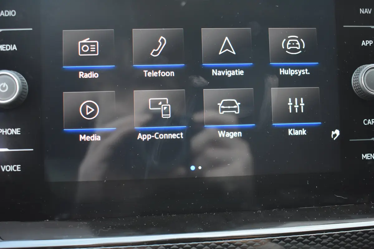 Life Edition | 'App-Connect' smartphone integratie | Buitenspiegels elektrisch instel- verwarm- en inklapbaar