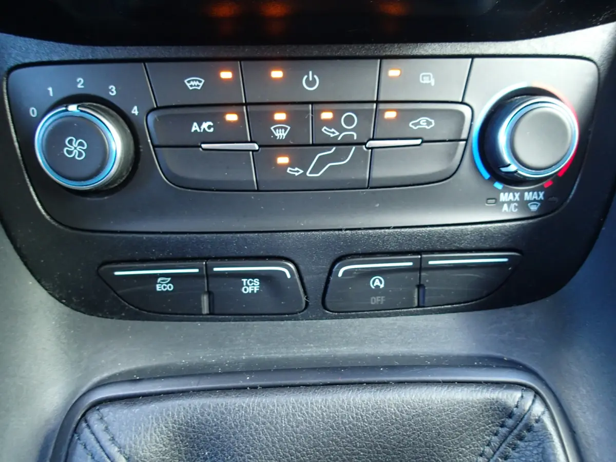 1.5 EcoBlue L2 Trend VOORZIEN VAN AIRCO+CRUISECONTROL !!!