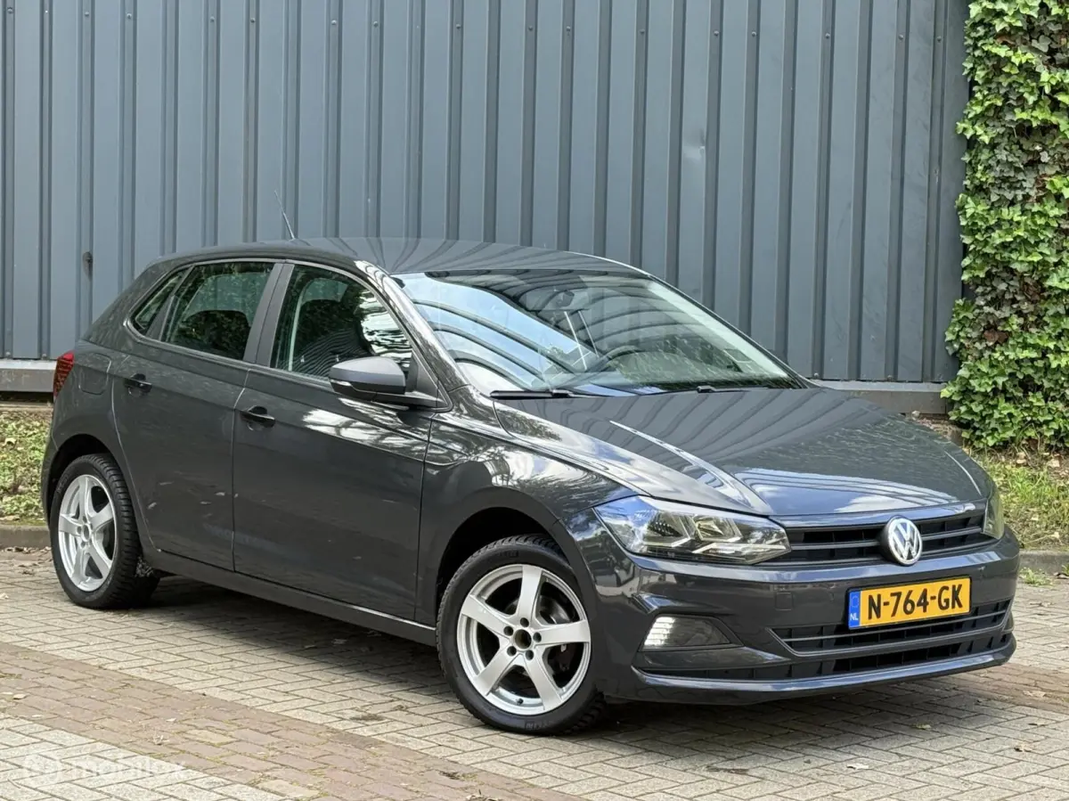 1.0 MPI Comfortline Business |1e Eignr|Navi