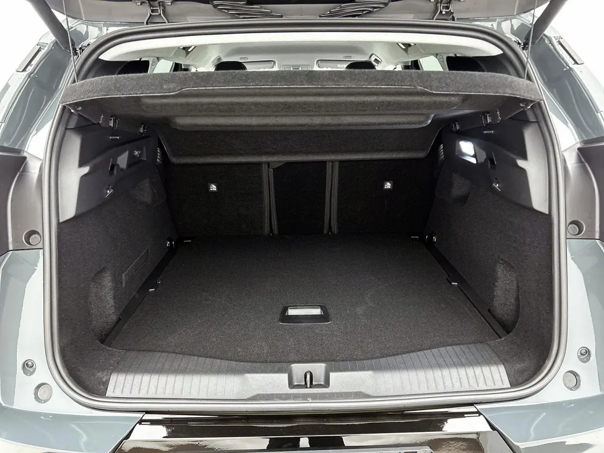 Plus Comfort Range 74 kWh | Navigatie | Accu 99% | Handsfree Kofferklep | Apple Carplay/Android Auto | Dodehoek Bewaking | Adaptieve Cruise Control | Head-Up Display |