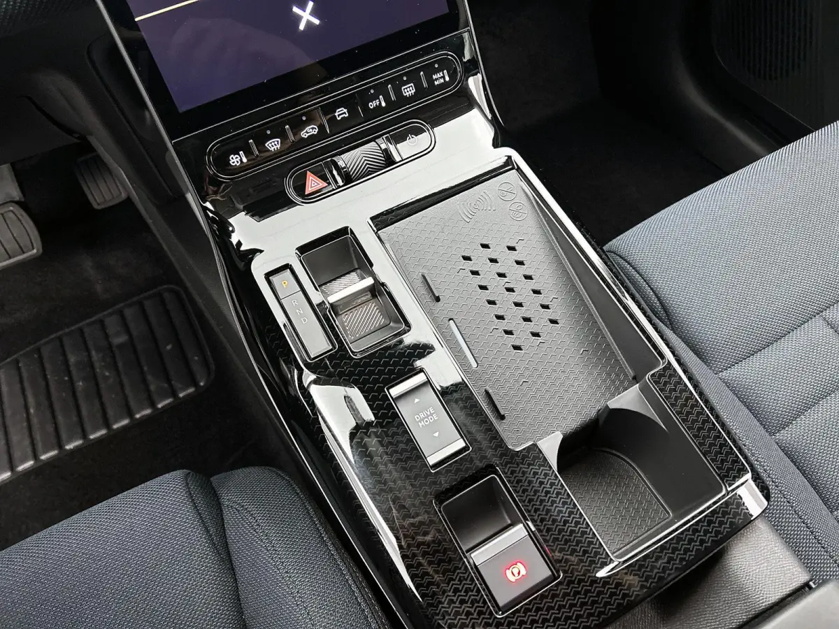 Plus Comfort Range 74 kWh | Navigatie | Accu 99% | Handsfree Kofferklep | Apple Carplay/Android Auto | Dodehoek Bewaking | Adaptieve Cruise Control | Head-Up Display |
