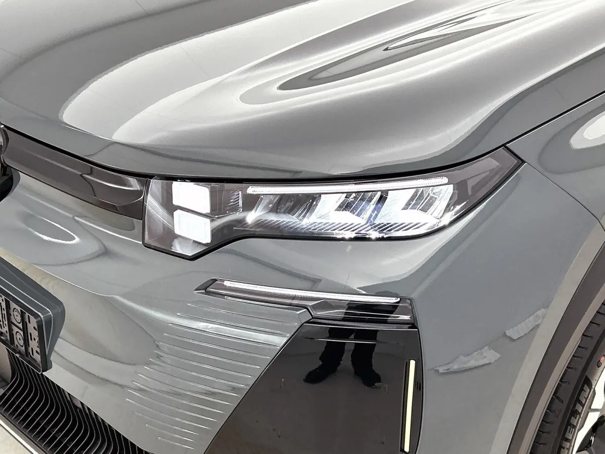 Plus Comfort Range 74 kWh | Navigatie | Accu 99% | Handsfree Kofferklep | Apple Carplay/Android Auto | Dodehoek Bewaking | Adaptieve Cruise Control | Head-Up Display |