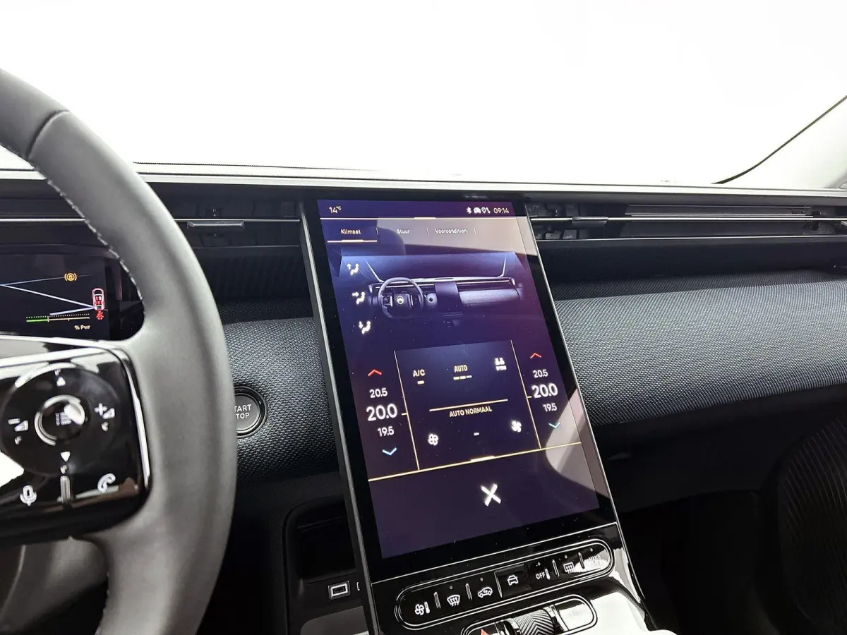 Plus Comfort Range 74 kWh | Navigatie | Accu 99% | Handsfree Kofferklep | Apple Carplay/Android Auto | Dodehoek Bewaking | Adaptieve Cruise Control | Head-Up Display |